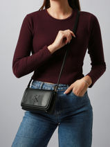 Cross Body Tas Bold Monogram Calvin klein jeans Zwart bold monogram 4F1027G-vue-porte