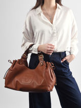 Schoudertas Chiara Leder Gerard darel Bruin chiara DDS84420-vue-porte